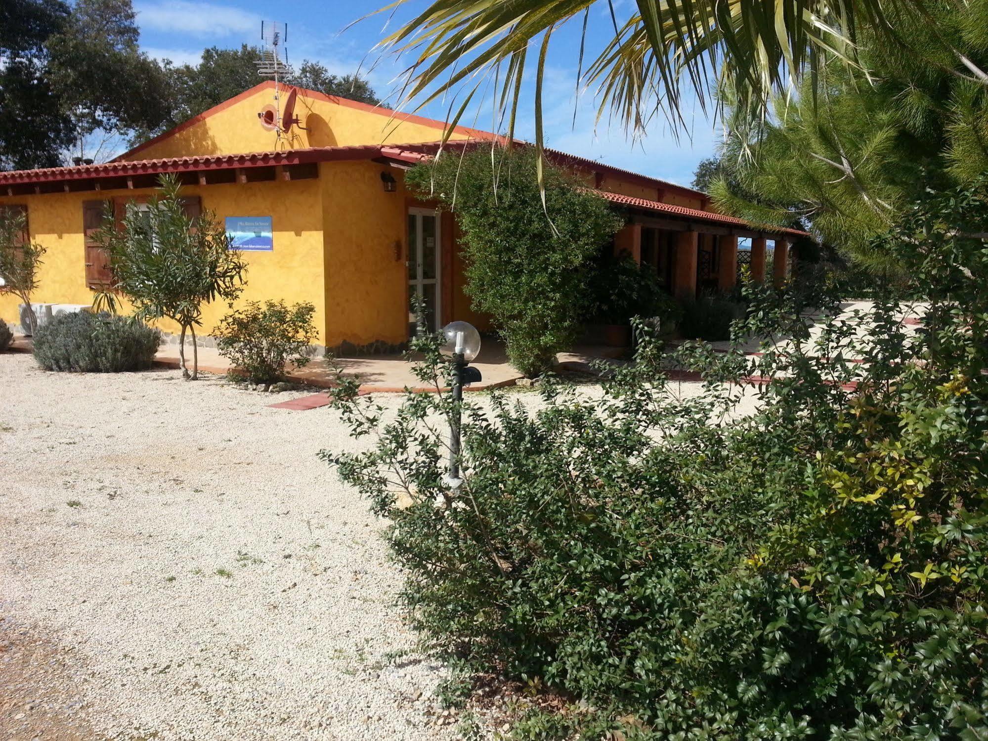 Agriturismo La Barca In Secca Olmedo Zewnętrze zdjęcie